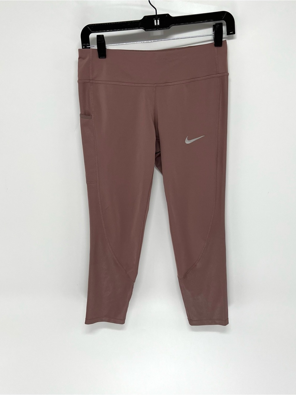 Nike cropped leggings women’s small EUC